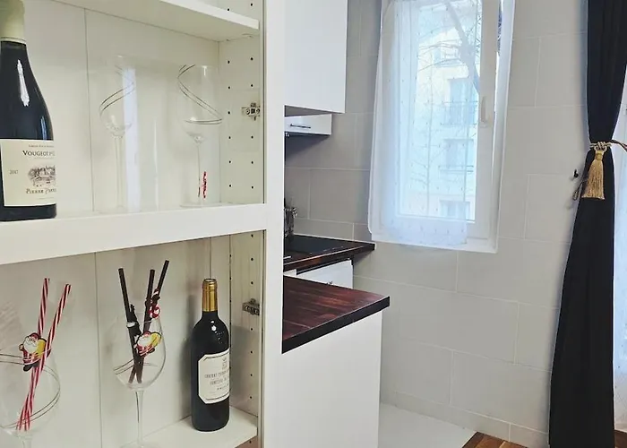 Apartment With Parking Free